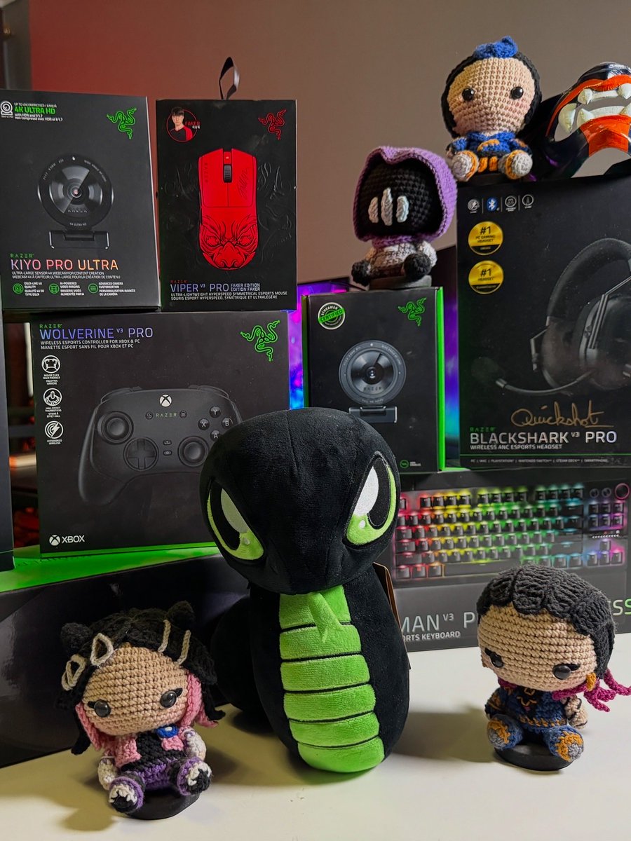 Officially powered by green 🐍💚 <a href="/Razer/">R Λ Z Ξ R</a> <a href="/RazerMENA/">R Λ Z Ξ R | Middle East</a> 
#razer #razerpartner #forgamersbygamers #razerstreamer #razergaming #gamingislife #streamer #contentcreator