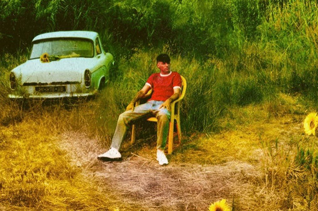 G2SGYy1XwAAhArK?format=jpg&name=medium Around The World: “Lemonade” Takes #1 In 22 Countries, Surpassing Faith In The Future!