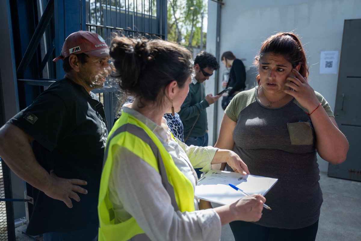 montevideoIM's tweet photo. 🗣️ Asamblea de inicio de obras en Costanera del Miguelete

Se presentaron las obras que iniciaron para la relocalización del asentamiento Costanera, en el marco del proyecto de regularización Ribera del Miguelete. https://t.co/KWT76WOxYI