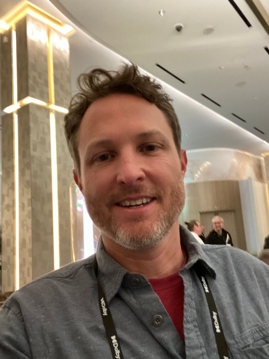 CarveCom's tweet photo. I started Carve Agency because I love helping founders and teams take a bold idea and make it real. If you’re building something new, innovative, different, I’d love to hear what you’re working on. Holler! 🤙 

#FounderLife #BrandBuilding #AustinStartups #CarveAgency https://t.co/jTRXUFAAuI
