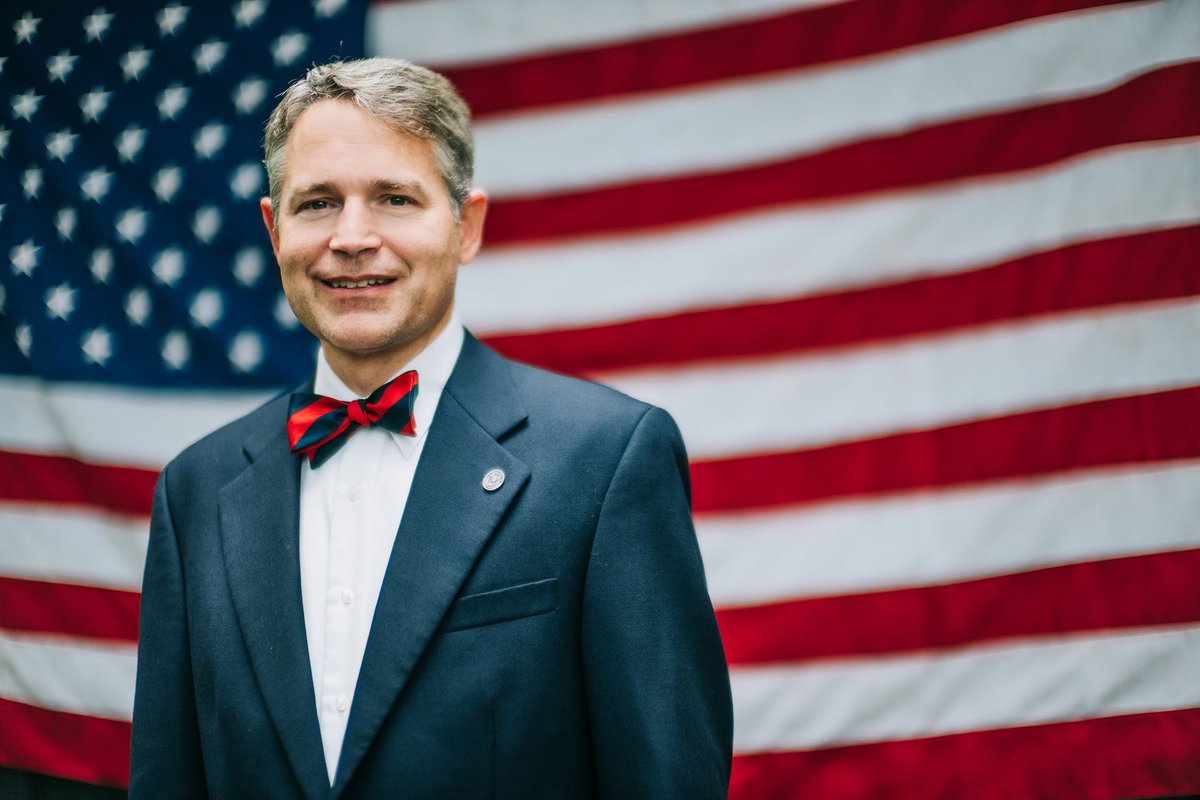fitsnews's tweet image. #Crossroads2026 fundraising update: @DrSamMcCown, candidate for #SC1, reports raising $148,370 in the three weeks since he jumped in the race. McCown has also extended an &quot;initial loan&quot; to his campaign of $865,000. That&apos;s &quot;contender cash.&quot;
