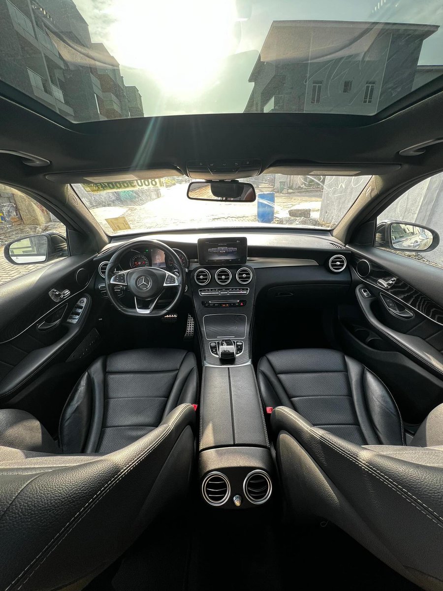 phantom__autos's tweet photo. 🔹2018 Mercedes-Benz GLC 300
Direct Foreign Used 🇺🇸🔥
▪️Silver on Black Interior
▪️Heated & Ventilated Leather Seats
▪️Panoramic Roof | Premium Sound System
▪️360° Camera | Navigation | Keyless Entry
▪️Assists { BSM, Lane Keep, Park}
💰₦38.5 Million
#PhantomAutos #Glc300 #Benz https://t.co/uu1jf0xUTq