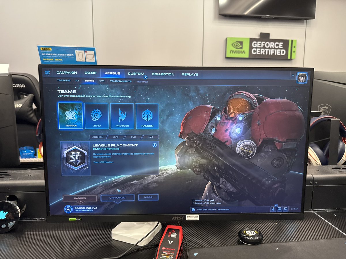 Late night pc cafe run and StarCraft 2 in Singapore. Epic.