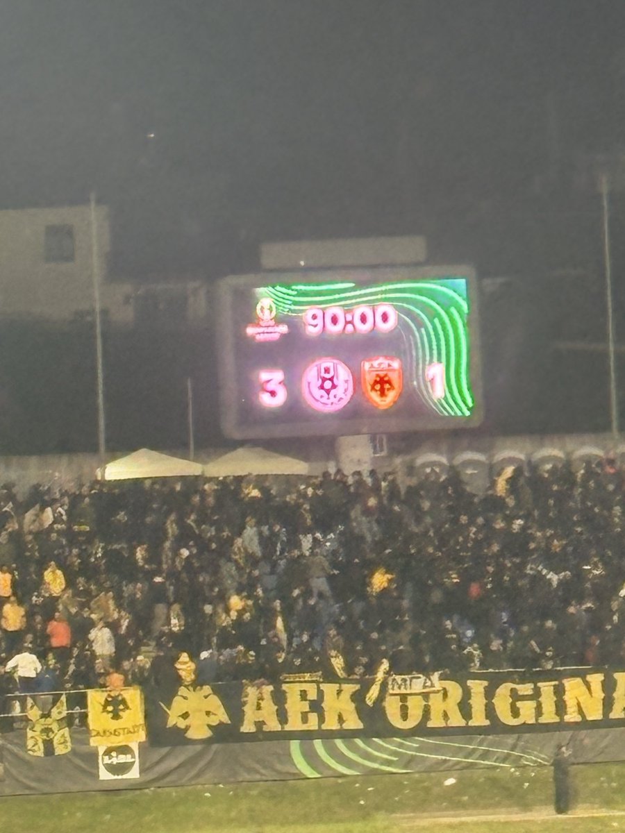 Ka jim delamo, ka jim delamo, ka delamo, Celje šampion! 💛💙