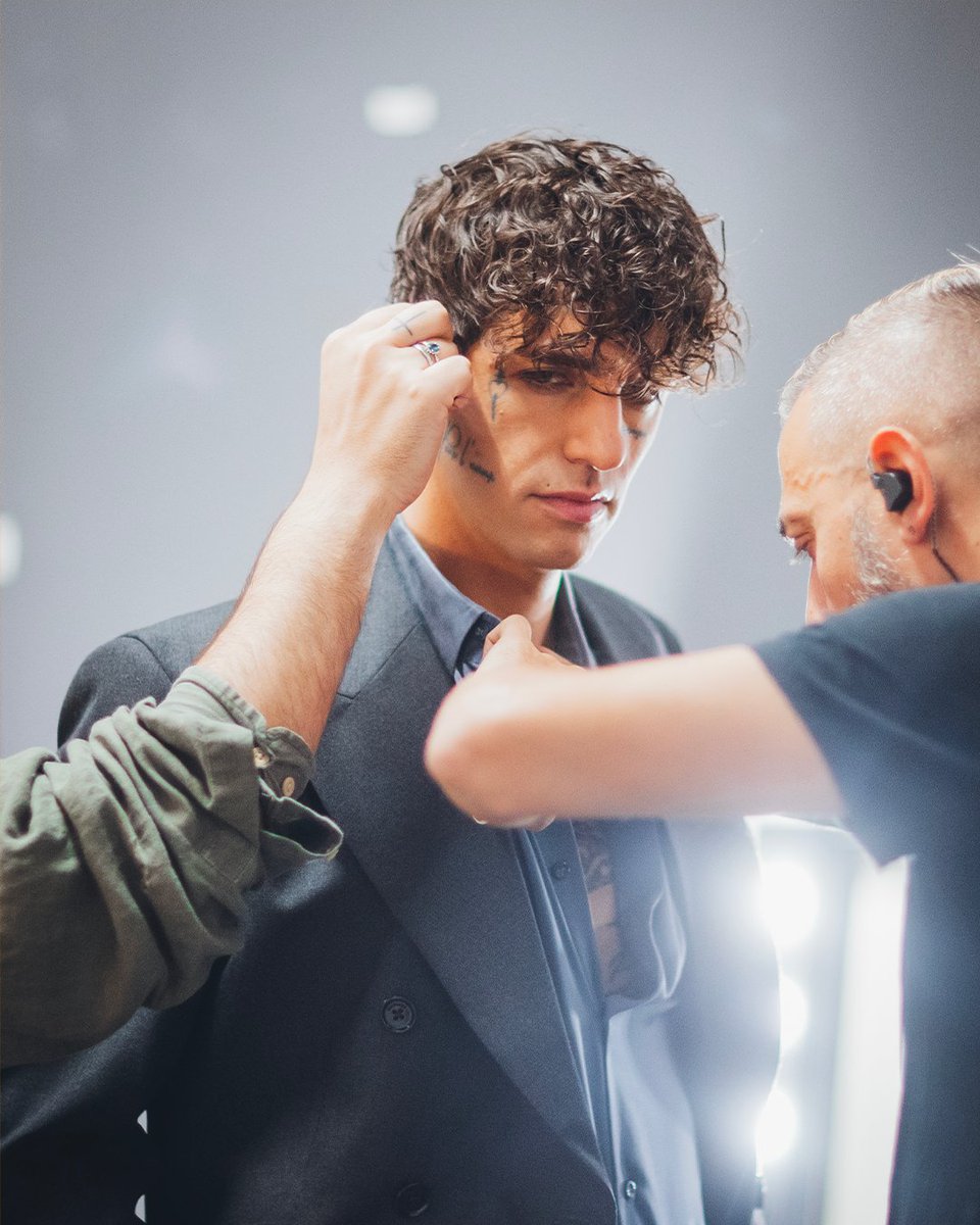 X FACTOR tweet media