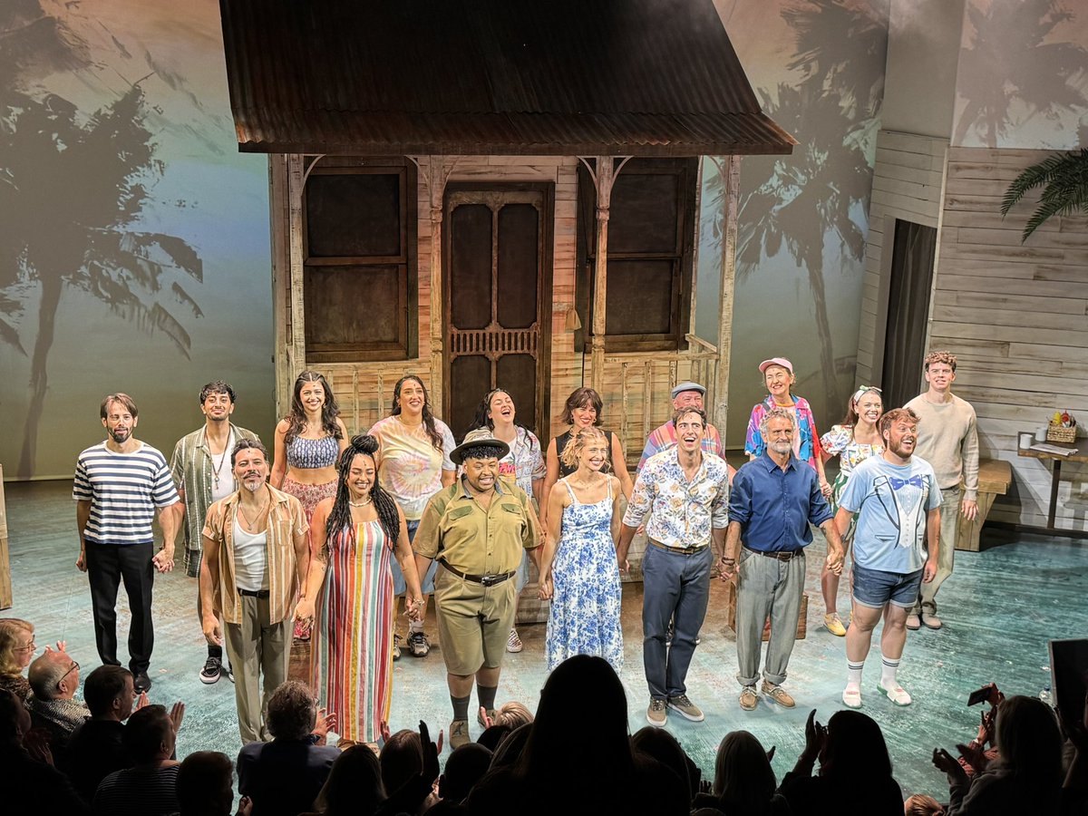 Revamped &amp; vibrant!
#50FirstDatesTheMusical 
@theotherpalace We learn that
"Nothing beats a first kiss" &amp; see what it's like to be so utterly devoted to someone that you would do anything to ensure their happiness Fantastic music &amp; vocals Great set Amazing cast!