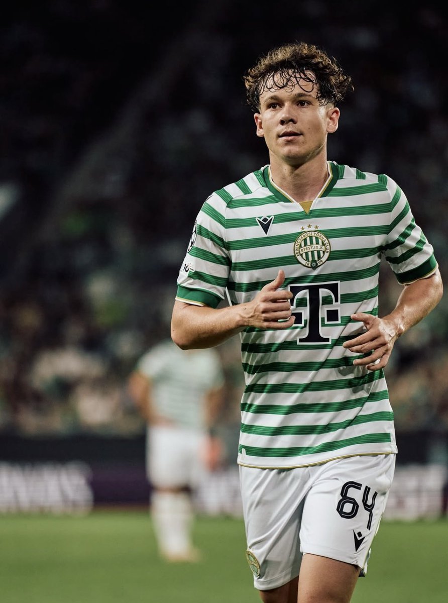 BenBocsak's tweet image. 🇭🇺 Alex Tóth what a talent he is. Absolute masterclass in the Europa League tonight vs Genk. 

- Won the most tackles (4) 
- 97% pass completion (31/32)
- 6/8 ground duels won 
- 5 recoveries 

Still only 19 years old. Remember the name.
