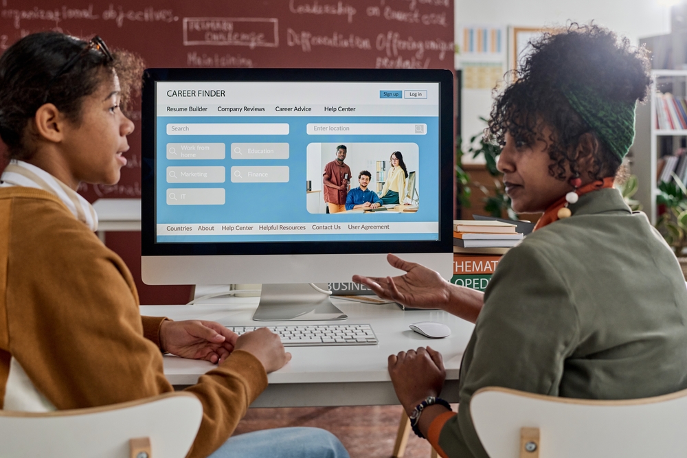 HigherEdJobs's tweet image. People are once again looking at career services to ensure our recent grads are employable and self-supporting. What exactly is the role of career services for today's students?

👉Read more hejobs.co/48GTok4

#article #highered #careerservices #careeradvice