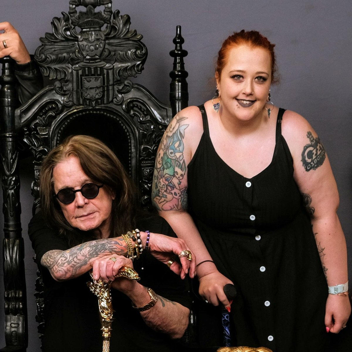 fjayne_'s tweet image. Always my hero 💜 #ozzyosbourne