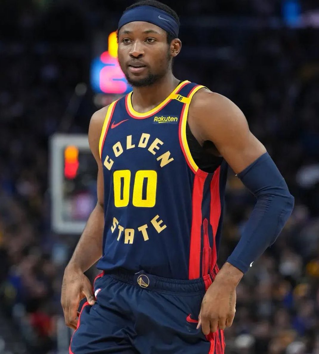 Fullcourtpass's tweet image. Jonathan Kuminga does NOT want to be traded during the season, per @anthonyVslater 

(hoopshype.com/story/sports/n…)