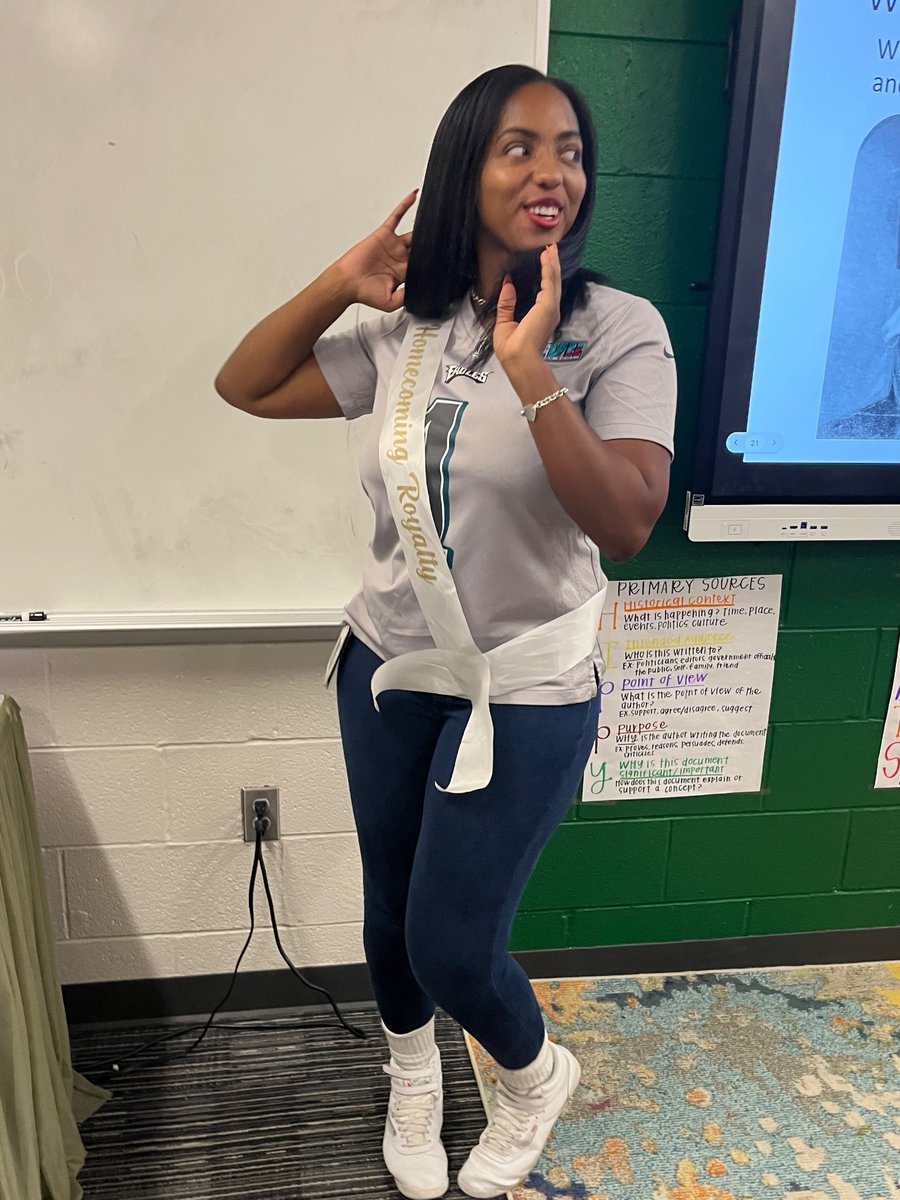 Fundraiser finally over. We see who won at the pep rally tomorrow. Today’s theme: jersey day 🏈