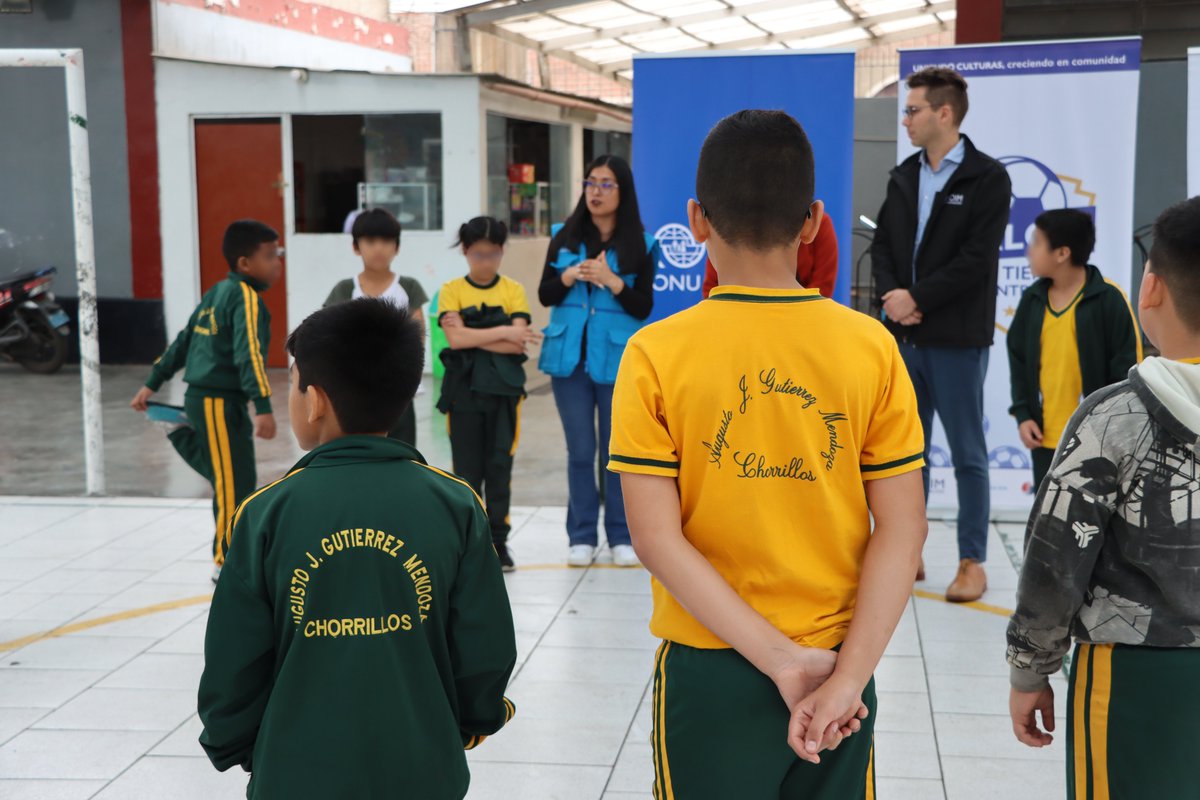 ✨Una escuela para tod@s y un balón sin fronteras.✨

En Aldeas Infantiles SOS Perú creemos que cada niña, niño y adolescente merece crecer en un entorno donde el respeto y la inclusión sean la regla. Por eso, hemos iniciado talleres educativos y deportivos que promueven la
