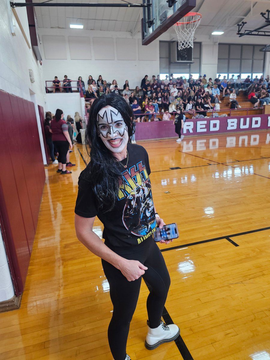 And drummer, Assistant Principal <a href="/ErinLegendre/">Erin Legendre</a>!!!🤘