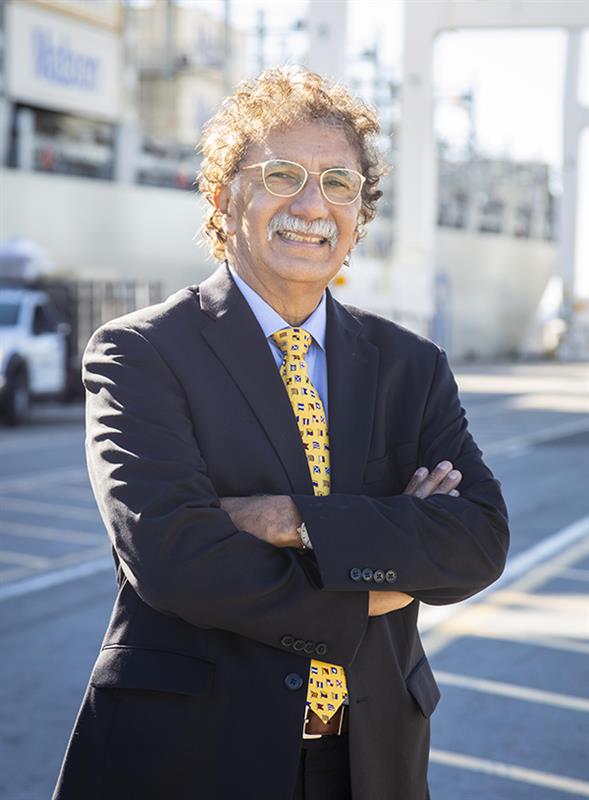 portoflongbeach's tweet photo. #POLB CEO Mario Cordero will retire at the end of 2025, capping a varied career that included an 8½-year run as Port CEO, 7 years on the FMC in Washington, D.C. and 8 years as a member of the Long Beach Board of Harbor Commissioners. Read more: https://t.co/x0LDO4Y6uB https://t.co/h7kARdQ7xK