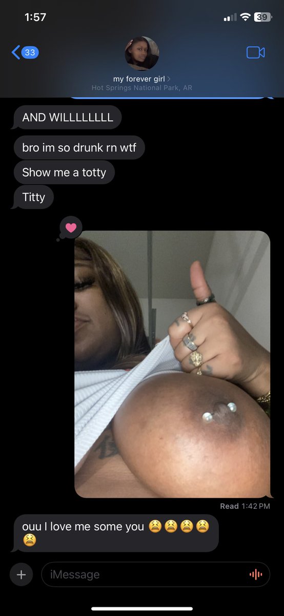 are you really a girls’ girl if you don’t show your tits to your friends every now and then ? 😫😹 #nsfw #wlw