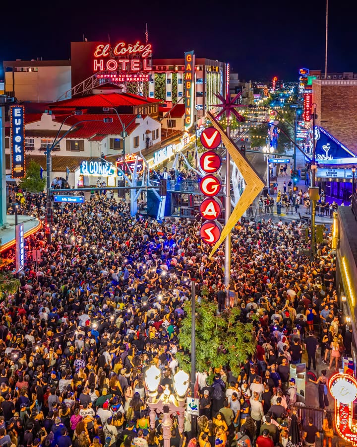 Halloween Week starts here 👻
FEED THE BLOCK returns 10/27 with <a href="/Diplo/">diplo</a> throwing down on the legendary ForestHouse Art Car.

Wynn Nightlife x DTLV are shutting down Fremont East for a FREE block party you won’t want to miss.

🎟️ FREE RSVP → FEEDTHEBLOCK.com