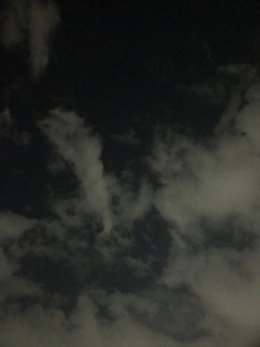 Lepariyo's tweet image. SHAPING The Future: #DiscoverWithLepariyo THURSDAY, October 2, 2025 #Kenya: NEW—CURIOSITY of Science Careful #Interferometry Scanning Interstellar COMET 3I/ATLAS’s Tail From Red Planet Mars! @NASA’s-@ESA HiRISE Teams pointing Mars ORBITERS camera?

Real-FLEX!

Photos: @Lepariyo