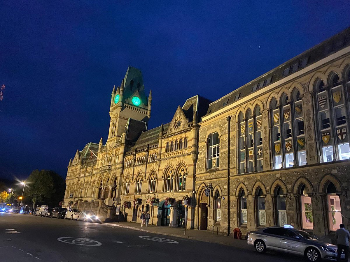 WinchesterCity's tweet photo. The clock of Guildhall Winchester is green this evening to mark the @LiverTrust’s #livercancerawareness month. Only 13% of those diagnosed with liver cancer survive for five years or more, making it one of the least survivable forms of cancer in the UK.
#lightupforliver https://t.co/XNcIRKK4KH
