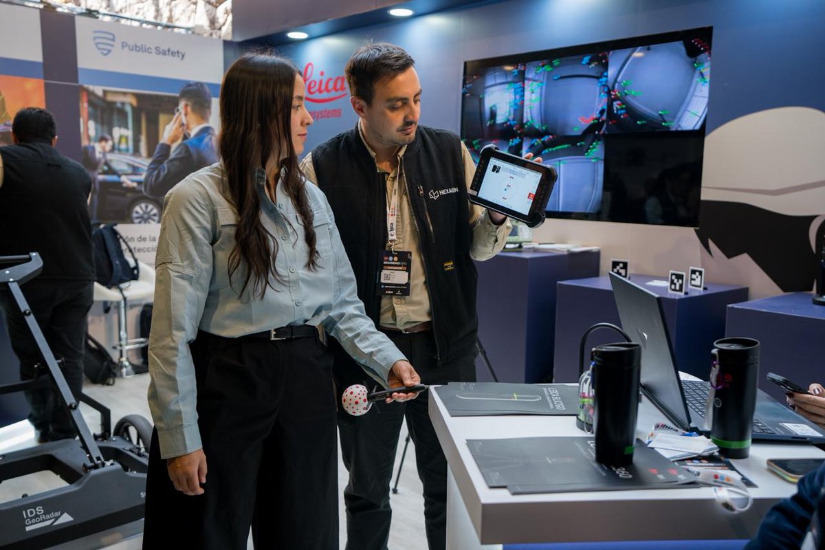 fisa_oficial's tweet photo. @seguridadexpo Gracias a quienes confían en nosotros y hacen posible este camino. Cada feria que organizamos es una puerta hacia un Chile más unido, más innovador y con más futuro.

#FISA #EspacioFoodService2025 #SeguridadExpo2025 #GLeventsChile https://t.co/JeizM1BZut