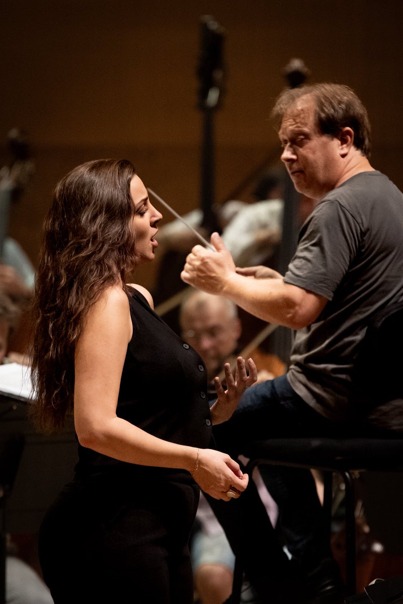 JoyceSoprano's tweet photo. La Mort de Cléopâtre rehearsals @auditoribcn in Barcelona 🇪🇸. What a privilege to bring Berlioz’s extraordinary music to life—such a powerful, dramatic work. 
📸: @beyondthe_image https://t.co/tJ0F8Vsh6U