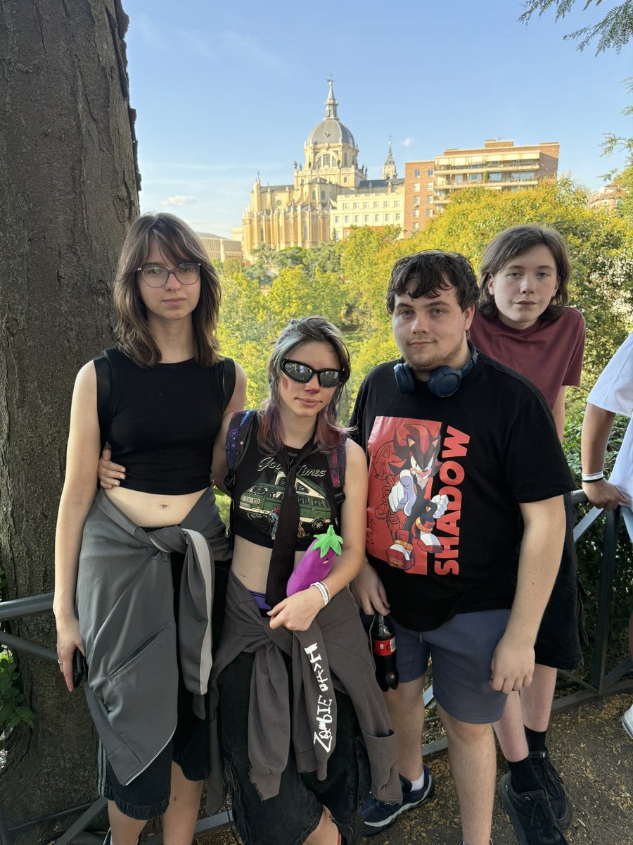 ColChuChulainn's tweet photo. After an early start and flight, our senior school tour to Madrid began with a walking tour of the city. Students visited the Royal Palace, Plaza Mayor, Puerta del Sol &amp; Almudena Cathedral. Sunshine, smiles &amp; laughter made it the perfect first day! 🌞✈️📸 🇪🇸

#CCC2025 #CCContour https://t.co/3lfcF4SqHr