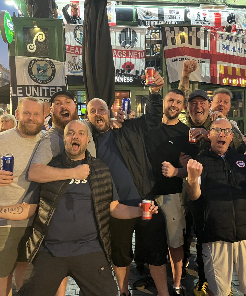 DannyPascoe11's tweet photo. USG away, cracking couple of days ⚫️⚪️ #NUFC https://t.co/EQYuLFHeGn