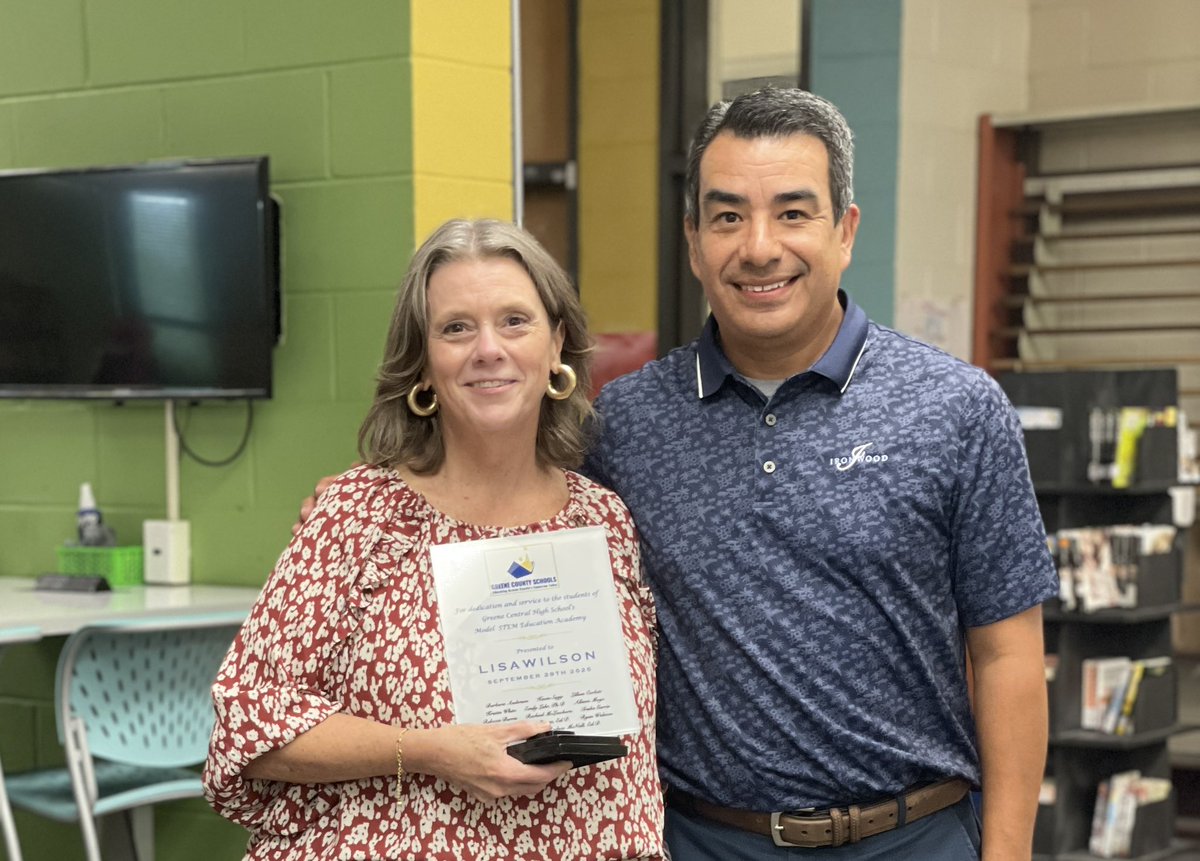 Pillar of STEM Academy—off to retirement…Thankful for the support in growing and attaining GCHS SSoD recognition—12yrs+..Thanks, Lisa🩺⚙️<a href="/GreeneCoSchools/">Greene County Schools</a> <a href="/GreeneCentralHS/">Greene Central</a> <a href="/Jgarscie/">Jose Garcia, Ed.D.</a>