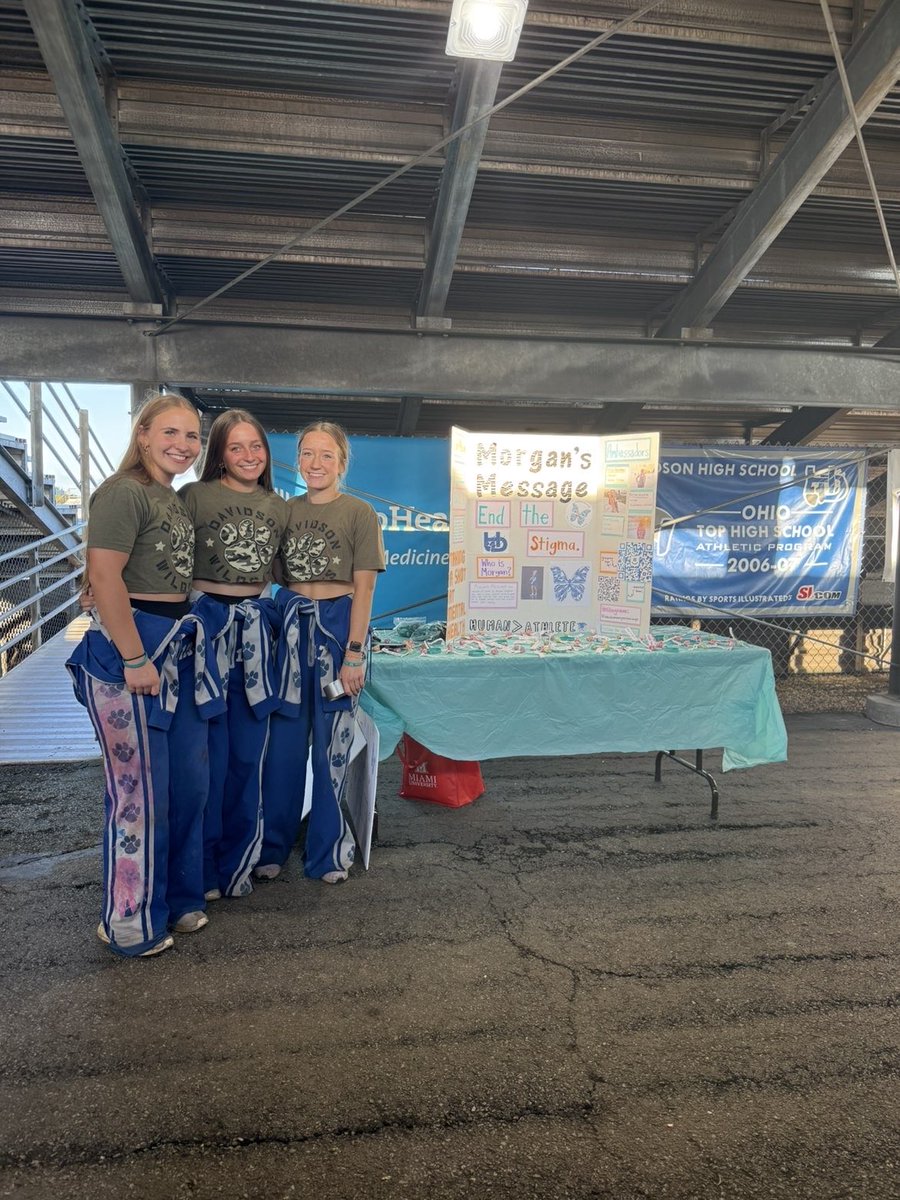 My friends and I run the Morgan’s Message Club at Davidson and got to have a dedication game during our football game against Olentangy Orange last week! 

Very greatful to be able to spread mental health awareness in our community and school! <a href="/MorgansMessage/">Morgan's Message</a>