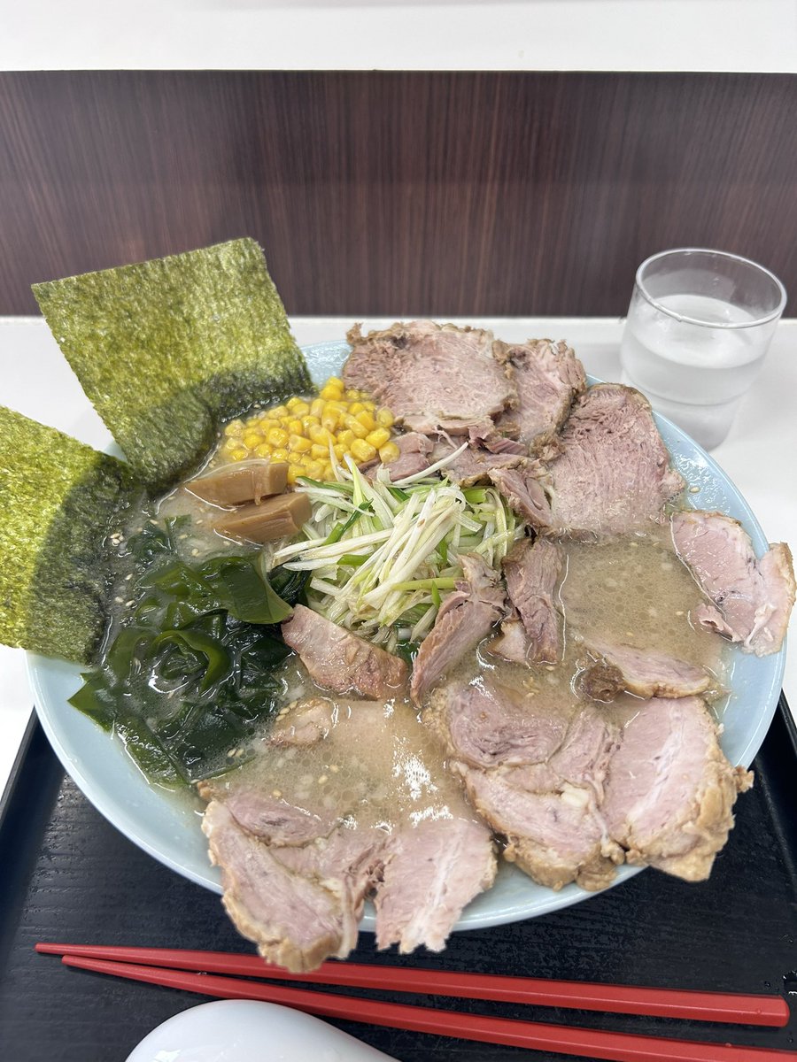 おはようラーメン🍜
ラーショはやっぱ早朝に啜るに尽きますね