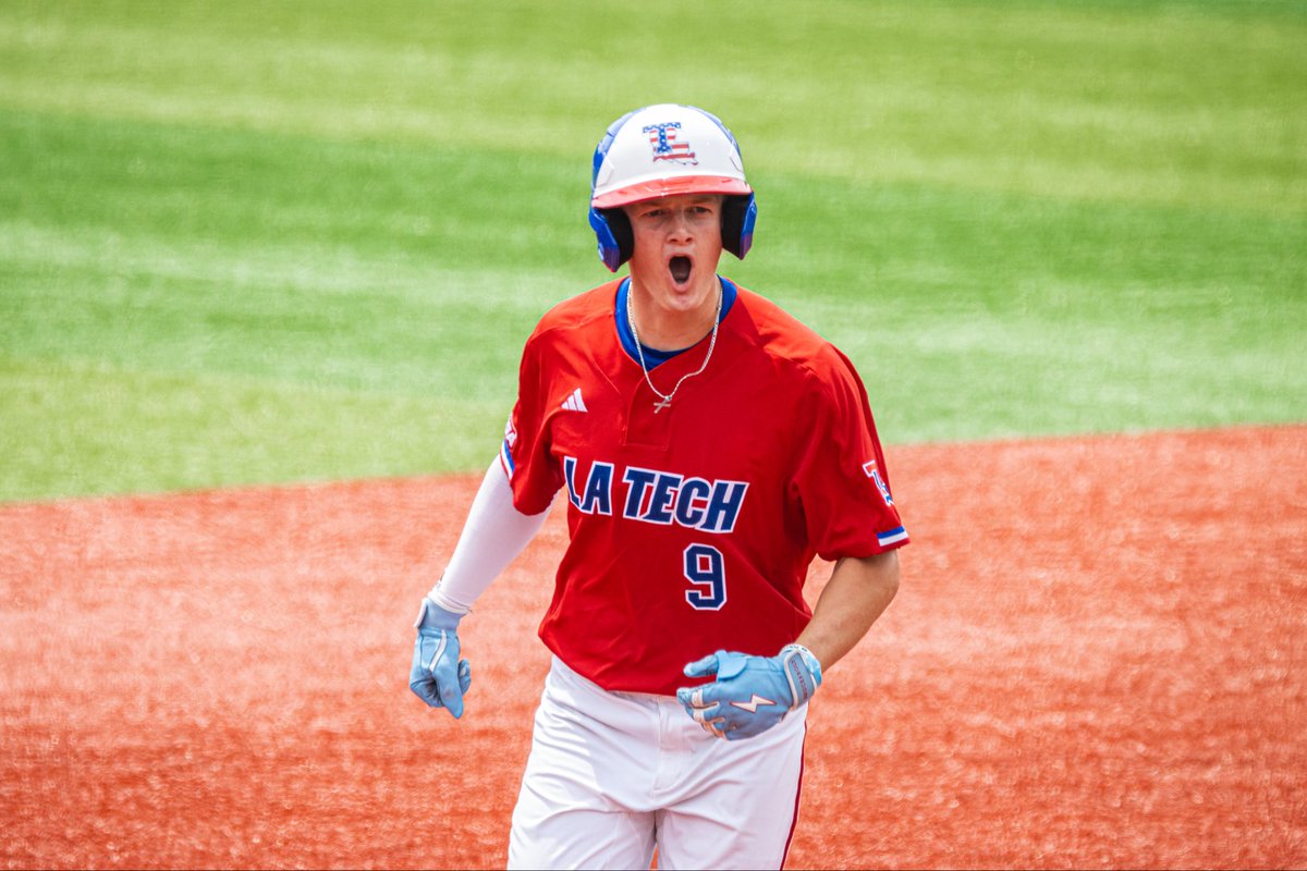 Diamond Dogs tweet media