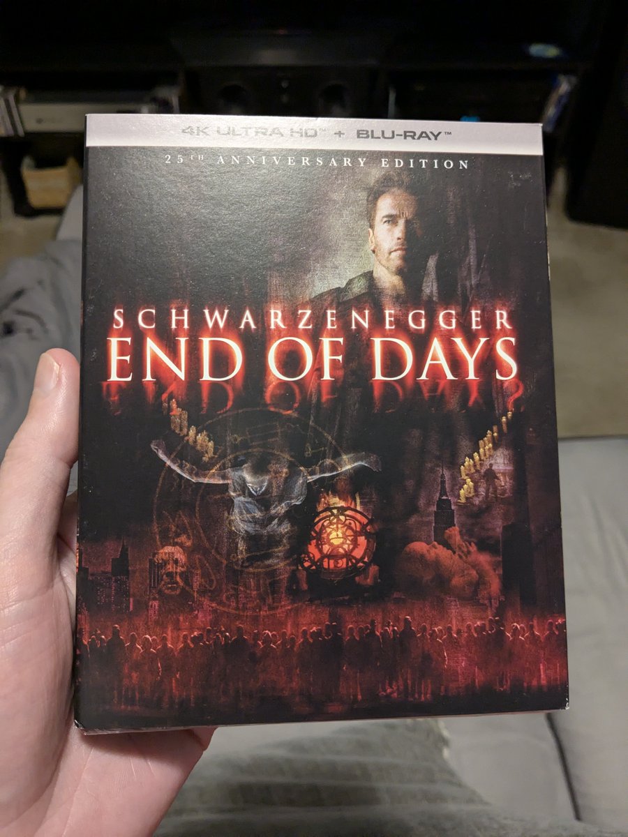 HDMOVIESOURCE's tweet image. Watching End of Days on 4K Tonight.

Arnold vs the apocalypse. 25th Anniversary Edition from Shout Factory-hoping the 4K transfer and sound mix deliver.  

Let’s see if this one still hits.  

#EndOfDays #ArnoldSchwarzenegger #ShoutFactory #4KUltraHD #PhysicalMedia