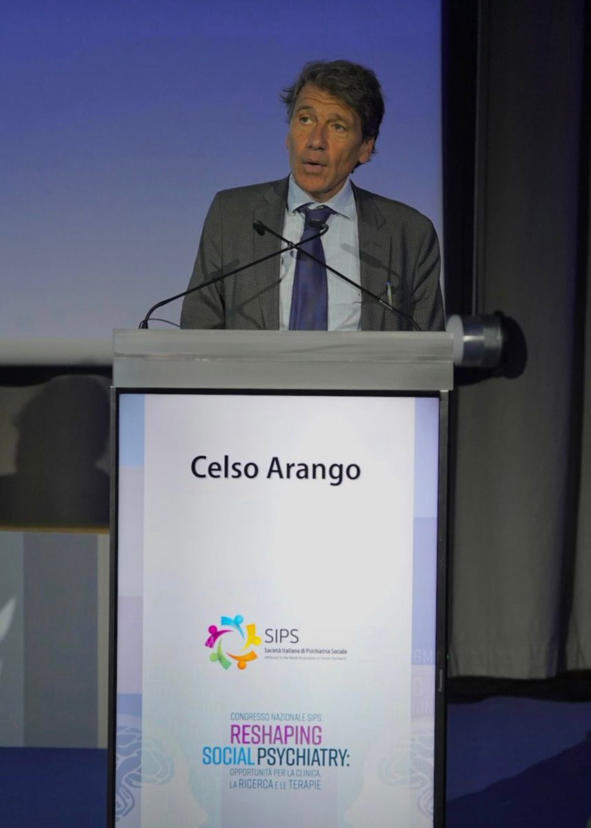 CALDirector's tweet image. A real pleasure to be a plenary speker for the Italian Society of Social Psychiatry  #SIPS. Always nice to spend time with my italian friends! Thanks @ProfFiorillo and all.