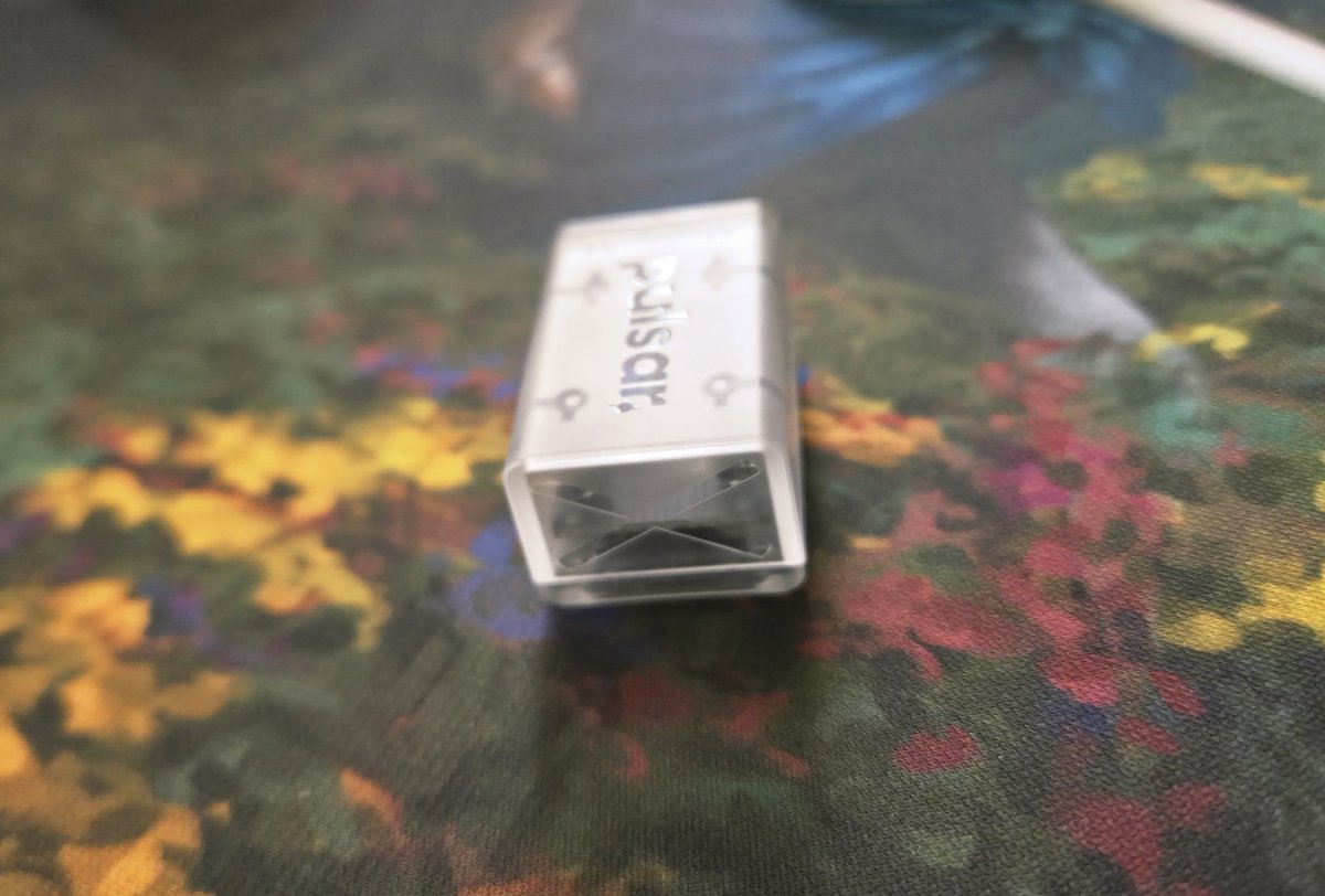 GoldEcs's tweet image. Been waiting for this bad boy to launch for a while. Definitely one of my personal favorite mouse shapes. So far the Crazylight feels awesome. 20 grams lighter than the eSports ed. is such an immense difference and so far there doesnt feel like much of a quality compromise at…