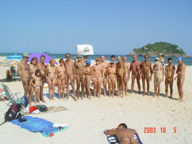 casalnat's tweet photo. #praiadopinho #pinho #naturista #nudismo #naturismo #nudismosocial #tambaba #nudista #nakedbeach #praiadoabrico #casalnaturista #casalnudista #naturistfamily #NaturistLifestyle #NaturistCommunity #nudefriends #nude #naked #nakedcamping #nudebeach #gruponaturista #gruponudista #nu https://t.co/w3z81haphr