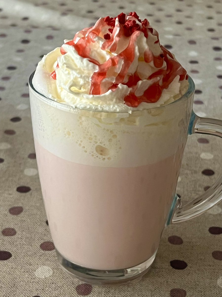 New - White chocolate &amp; raspberry ripple hot chocolate 😋
#sedbergh 
#kokoa