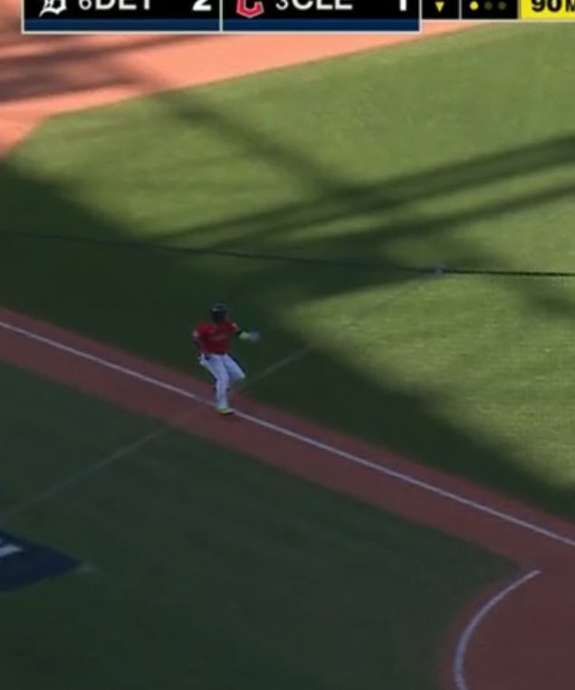 TigersJUK's tweet photo. Jose has single-handedly ran them out of the postseason 😭😭😭 https://t.co/A39RAQILIW