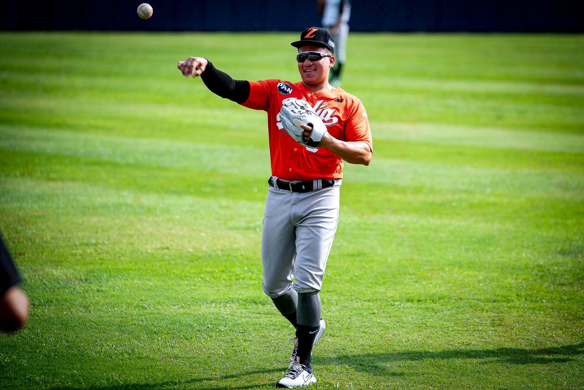 Aguilas del Zulia sumó su cuarto día de pretemporada con la incorporación de los jugadores Bryant Flete e Ismael Guillón. Orlando "Pepita" Muñóz lo hizo como parte del staff técnico.

Se espera que Alexander Palma se una a los rapaces este viernes, el jardinero ya está en Mcbo.