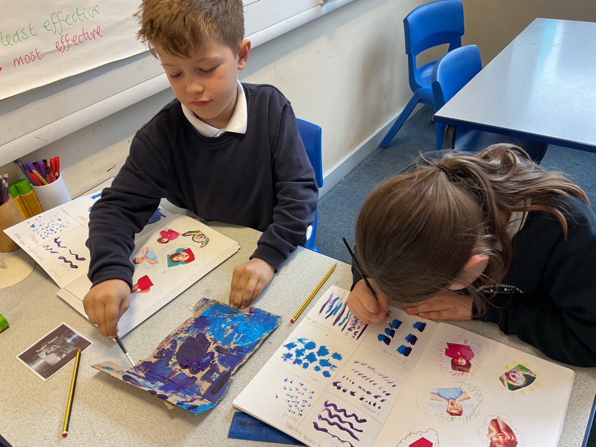 FPS_4_BStorms's tweet photo. Mark Making in our Art lessons this week. We are using paint pallet essentials #fpsart https://t.co/DQ8LOmYRbM