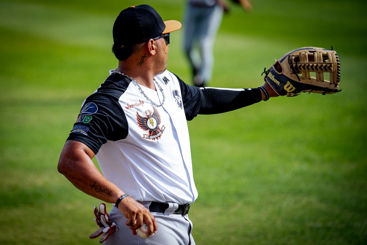 Alexander Suárez, Miguel Villarroel, Gabriel Rodríguez y Luis Ávila, quienes pertenecen a los zulianos se unieron ayer a las prácticas, junto a los invitados Carlos Machado, Estanlin Cassiani y Robinson Cabrera.