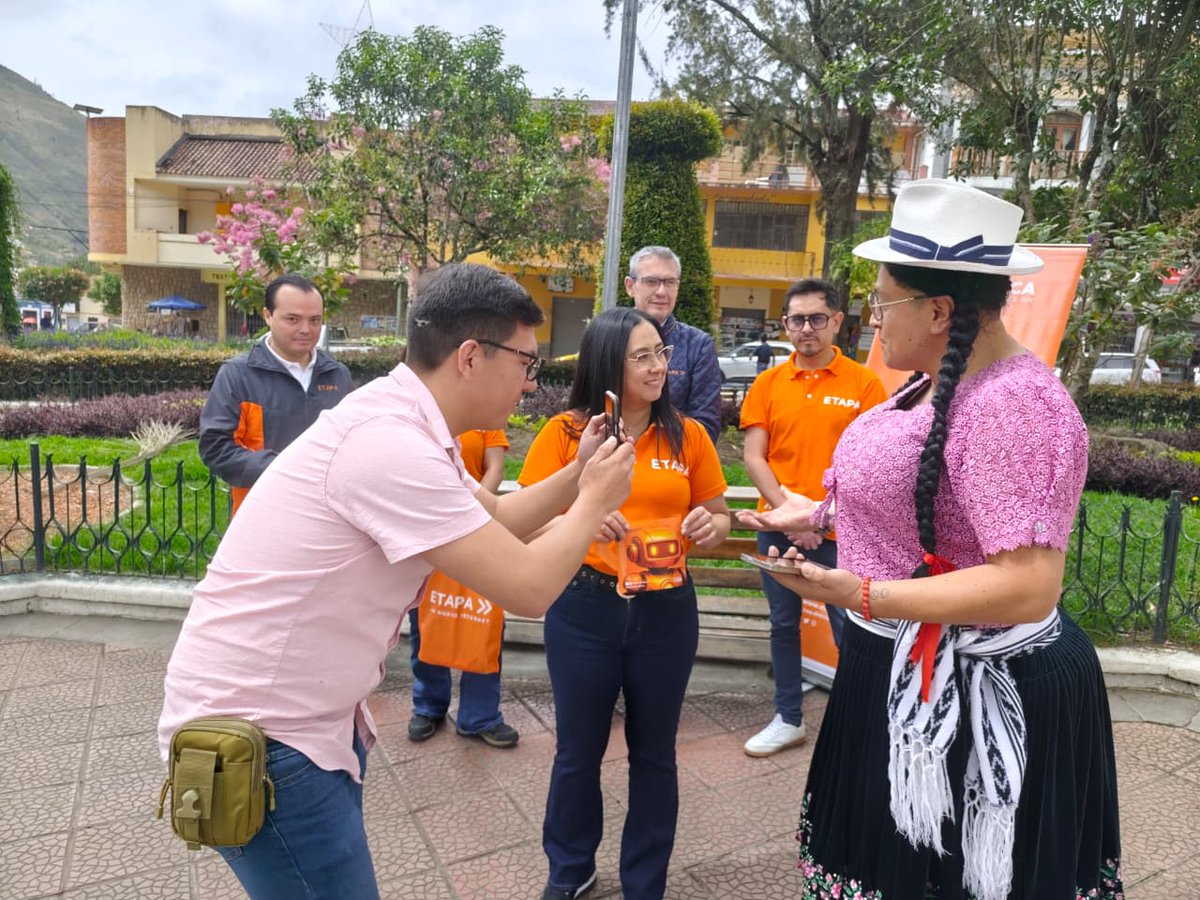 🚀🛜¡Conectamos más al Azuay!

Recorrimos Paute, Guachapala, Gualaceo y Chordeleg para constatar la nueva red de fibra óptica y puertos GPON que ETAPA extiende con su nuevo internet.

✅40 km de fibra con una inversión de USD 200.000, que harán posible internet más rápido.