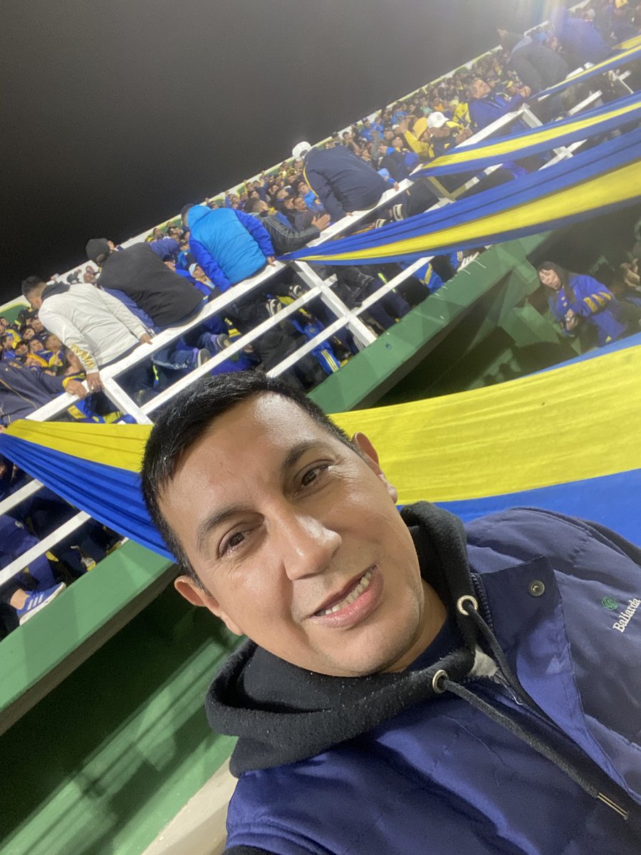 DiegoChicho87's tweet photo. Siempre BOCA 💙💛💙 #Boca https://t.co/Mu5hsWgTBA