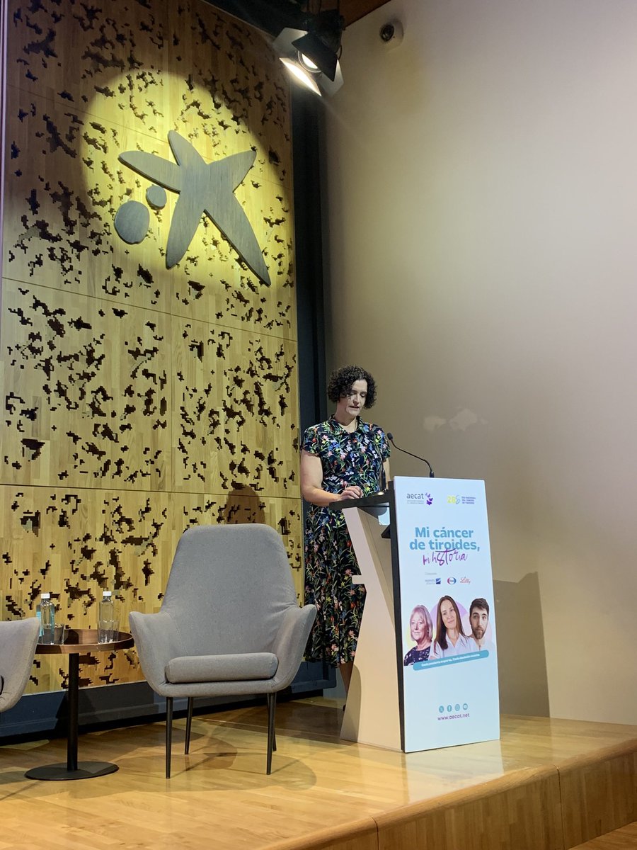 Débora Acín Gándara tweet media