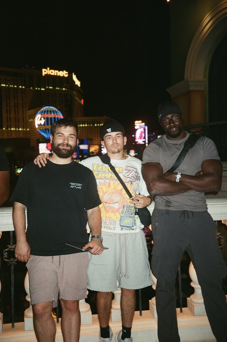 artofskiii's tweet photo. Are we going IRL tomorrow? https://t.co/LlfVZdLXjf