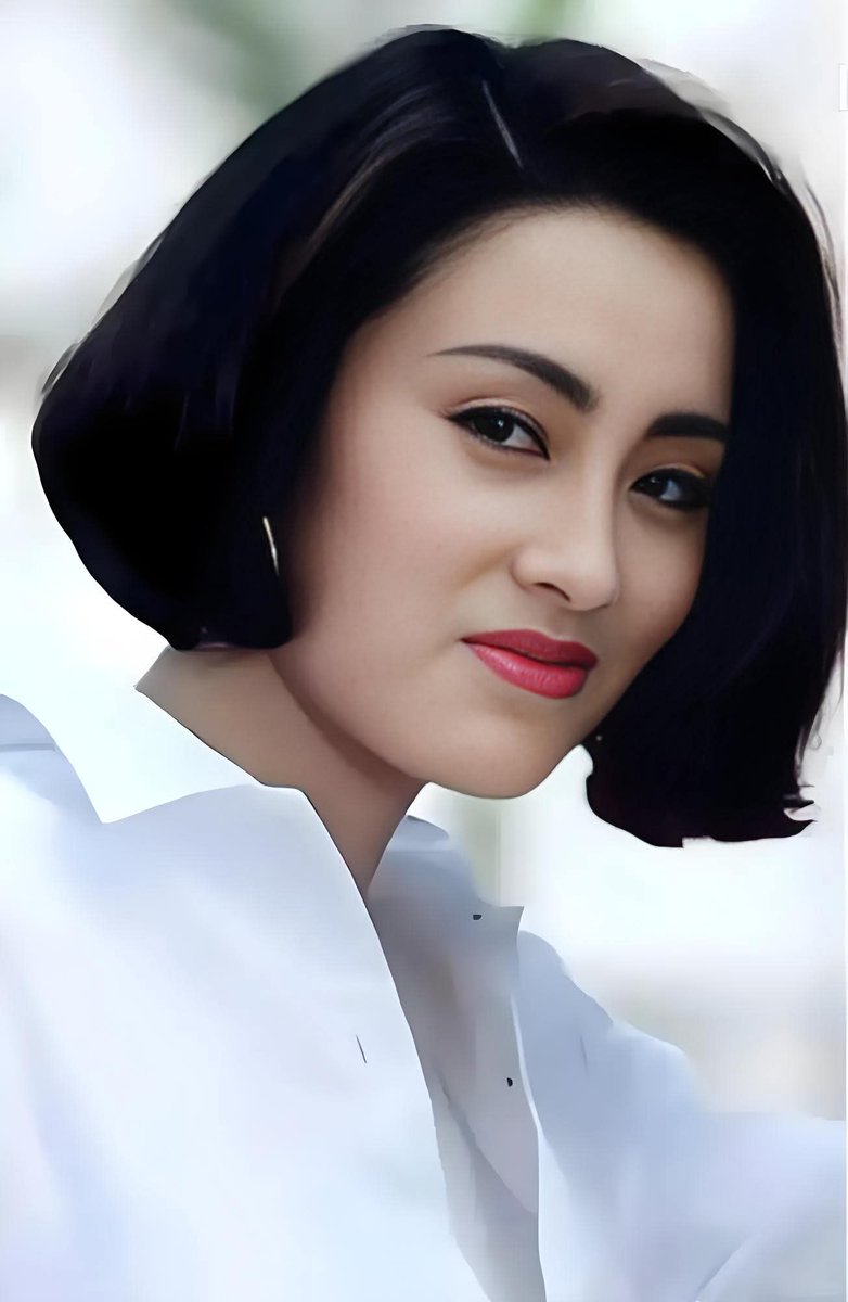 1995年，张敏做了9年向华胜的“秘密情人”，终于等到他离婚，没想到，大师对向华胜说：“此女脸颊无肉，不富贵，恐克夫。”
向华胜决定不娶张敏，张敏得知后：“不娶我，就放我走。”
向华胜愤怒地对张敏说：“离开我，我看香港谁敢娶你。”
京城四少汪雨：“我敢！我要定你了。”