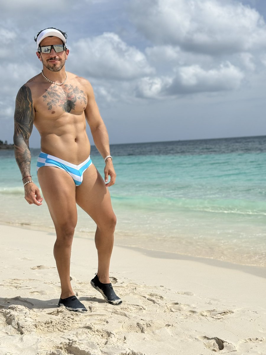 harb1987's tweet photo. Hola #aruba https://t.co/Y8uCP04dfv