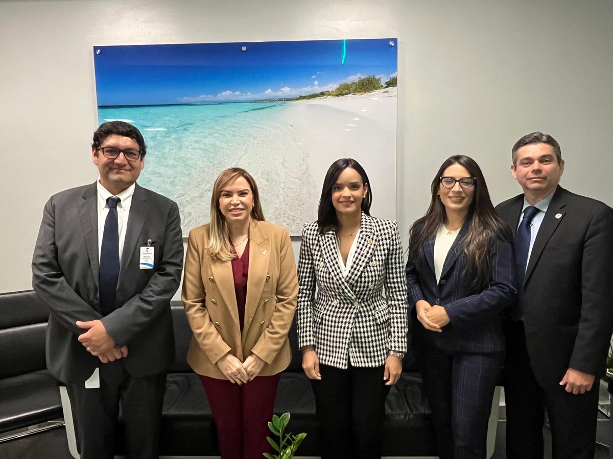 YABTs's tweet photo. Agradecemos a @BanreservasRD como #Elbancodetodoslosdominicanos y Patrocinador Oficial del VII Foro de Jóvenes de la X Cumbre de las Américas, por abrirnos sus puertas y reafirmar su compromiso con las juventudes del hemisferio. https://t.co/aYmqUjhQOM
