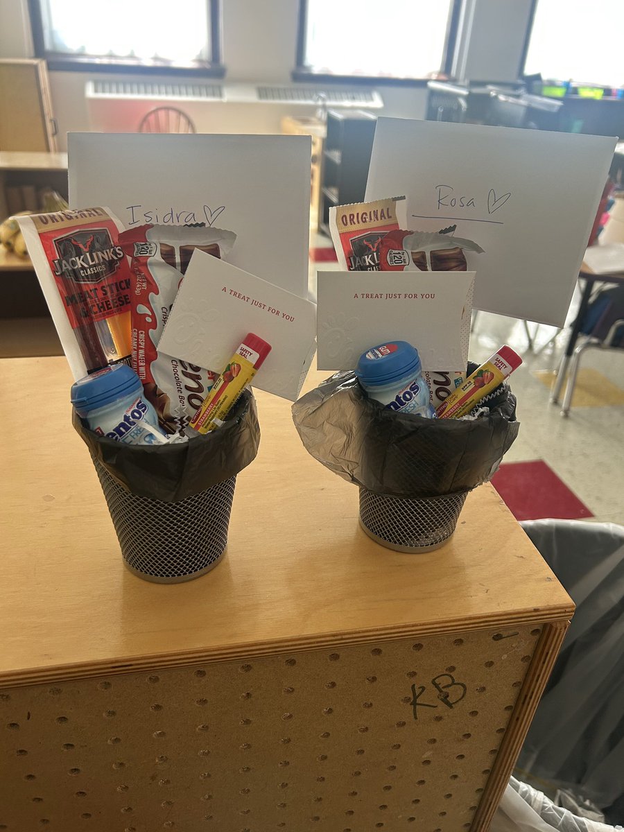 We ❤️ our custodians at PHE! Thank you for keeping our school sparkling! ✨ Happy Custodial Appreciation Day!