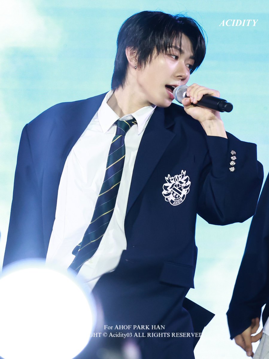 Acidity03's tweet image. 251002 안동 케이팝 콘서트

📸📸

#PARKHAN #박한  #AHOF #아홉