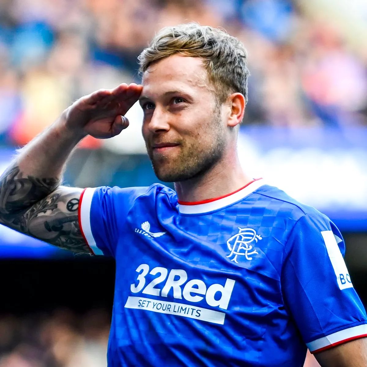 Snake Derick tweet media