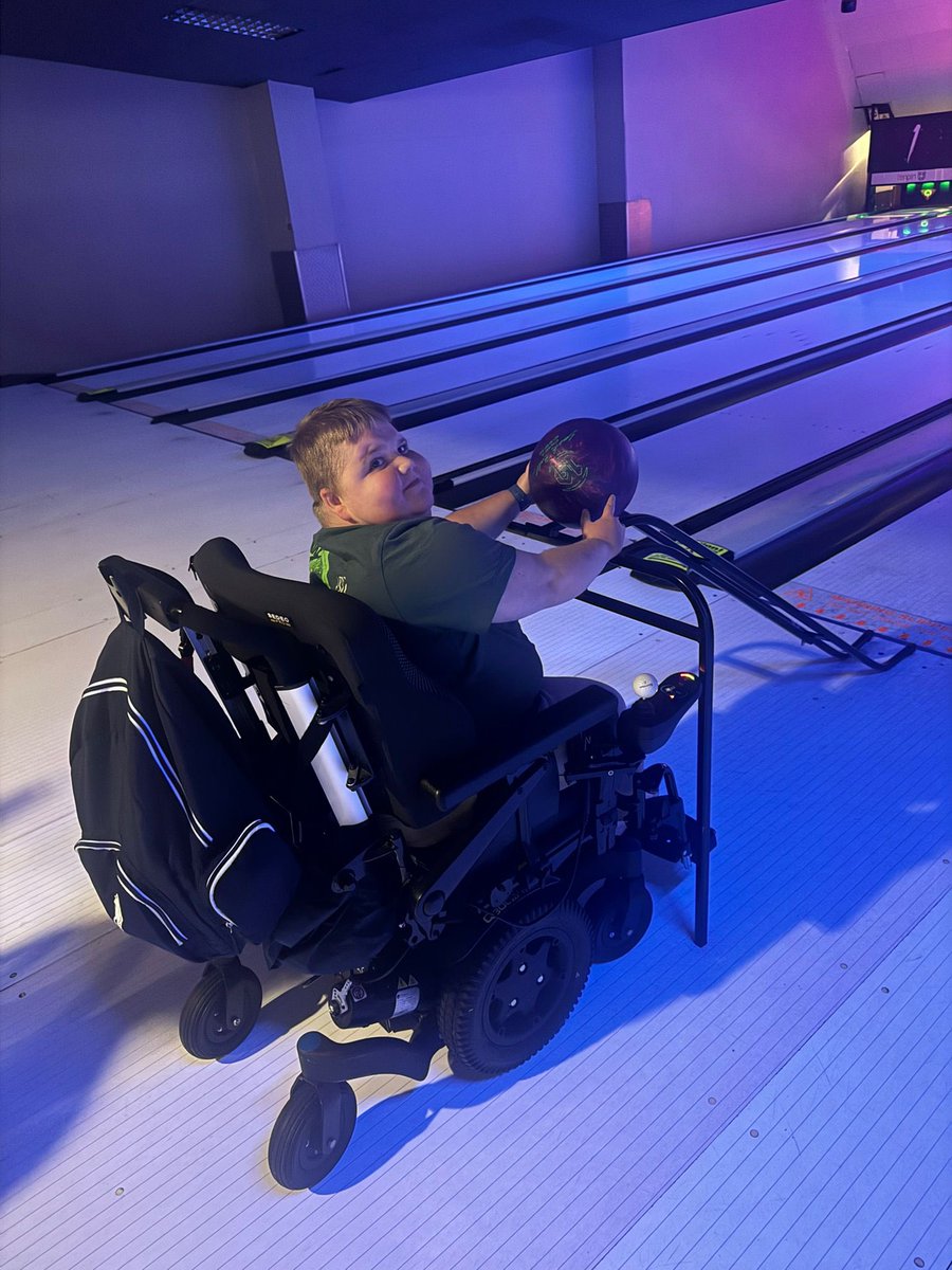 PCAsecondary's tweet photo. Time for tea and a spot of bowling! We have definitely built up an appetite after walking over 17,000 steps today! @PCABlackpool https://t.co/1IhMyXaYGU